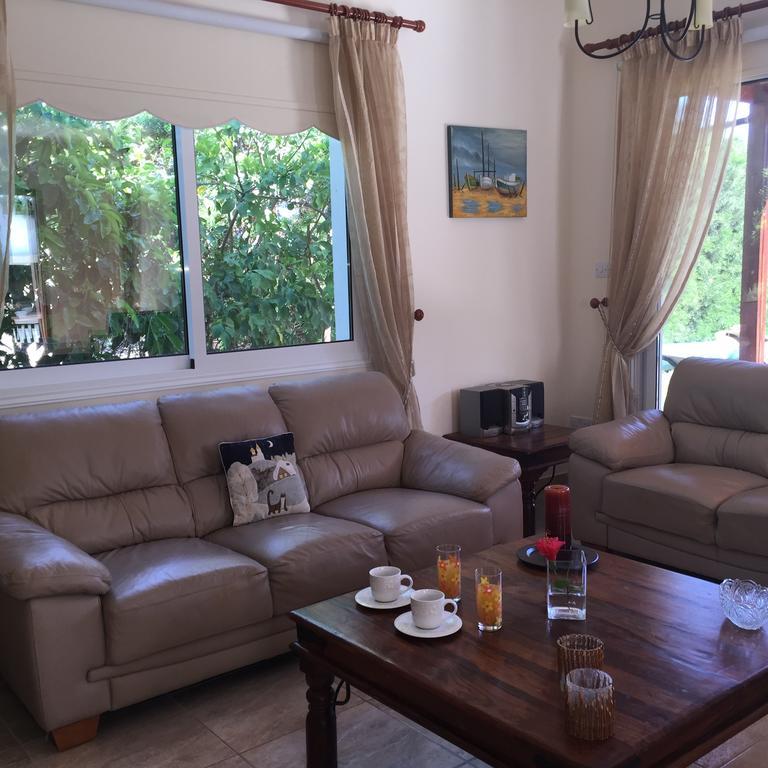 Villa Katikies 19 à Pissoúri Extérieur photo